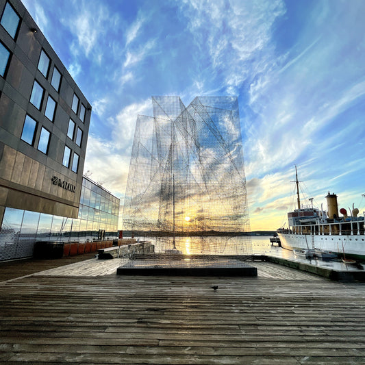 Sail through the light