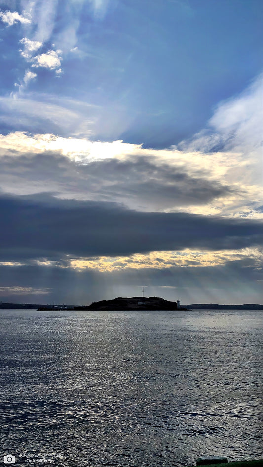 Light breaks through